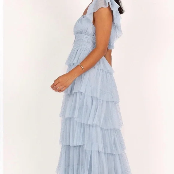 Petal & Pup Blue Tiered Swiss Dot Maxi Dress Size L - Picture 2 of 5